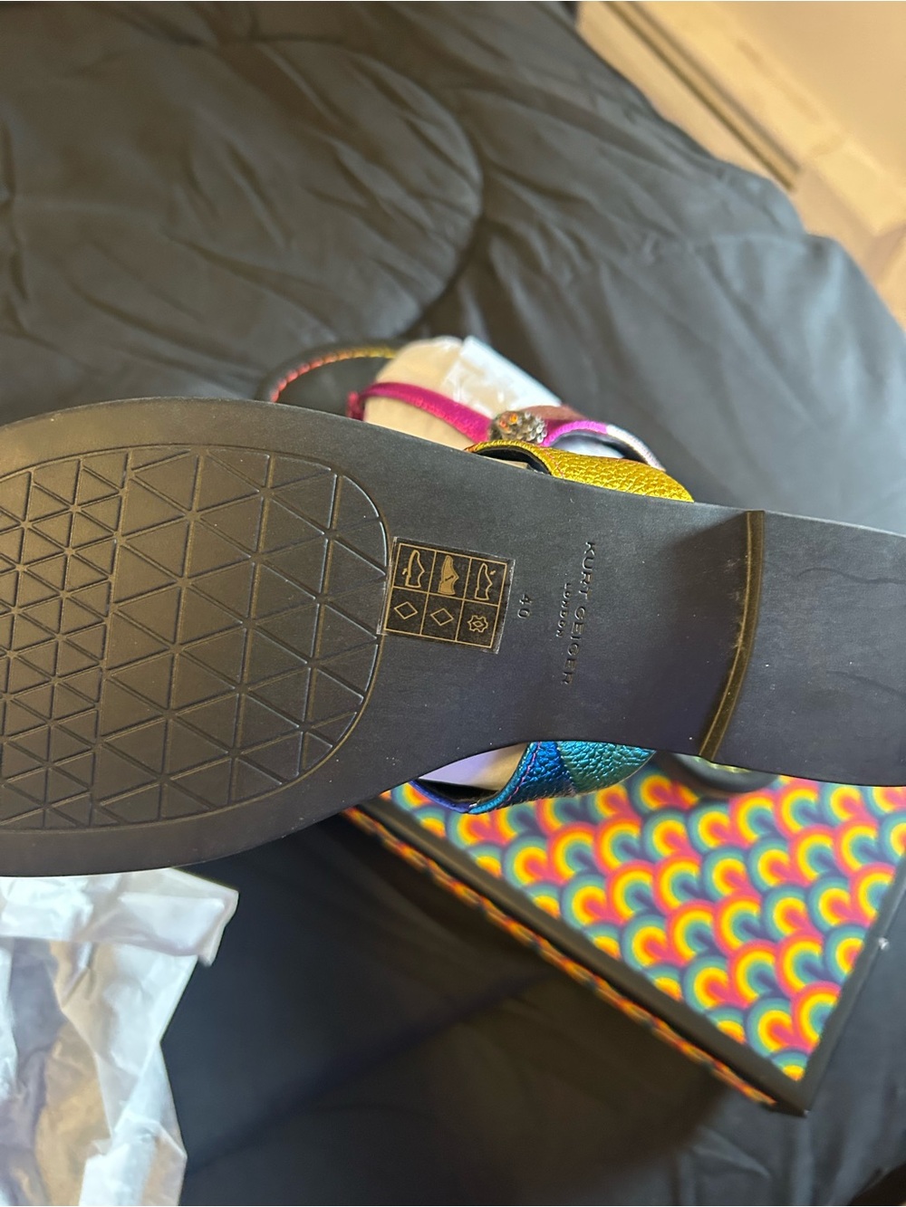 Kurt Geiger Metallic Pink and Blue Leather Thong Sandals - Picture 2 of 3